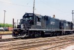 IC GP11 #8727 - Illinois Central